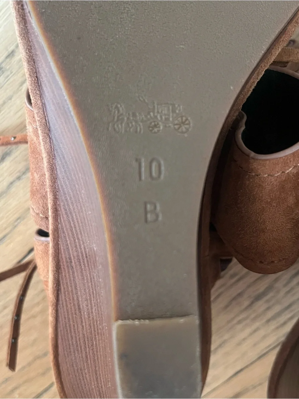 COACH Delaney Suede Fringe Wedge Sandals Saddle Tan Boho Ankle Cuff Size 10 EUC